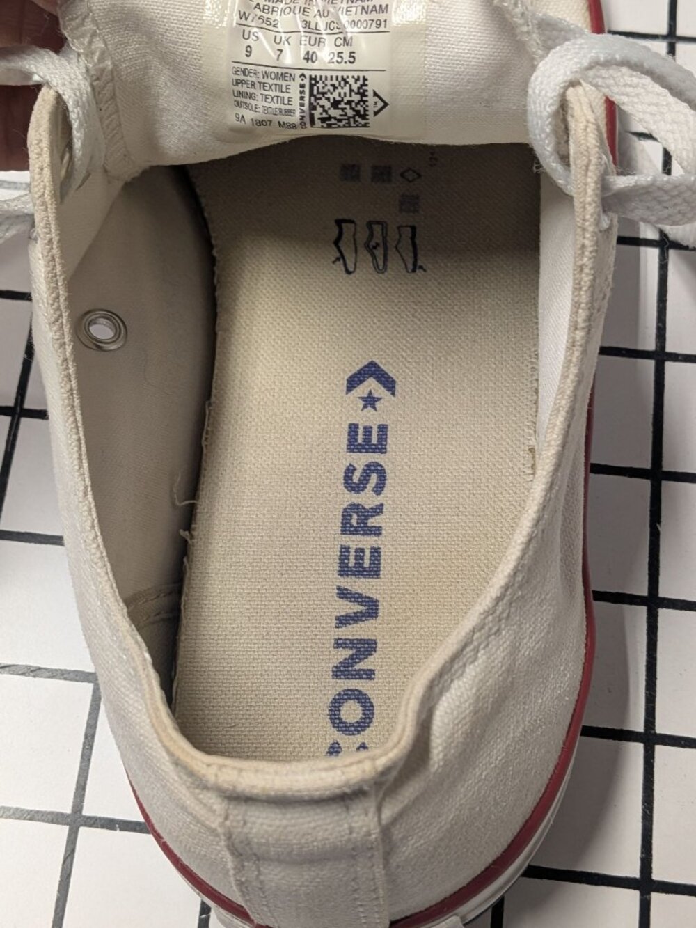 Converse Low Top Sneakers Canvas Casual Streetwear Skater Grunge Women Size 9 US - Picture 12 of 13